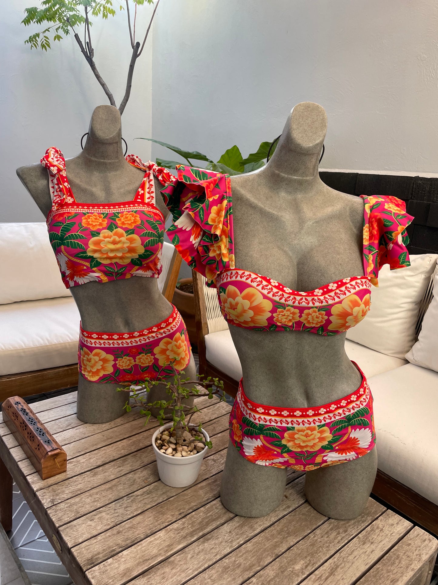 Bikini A. Geovanna - B14