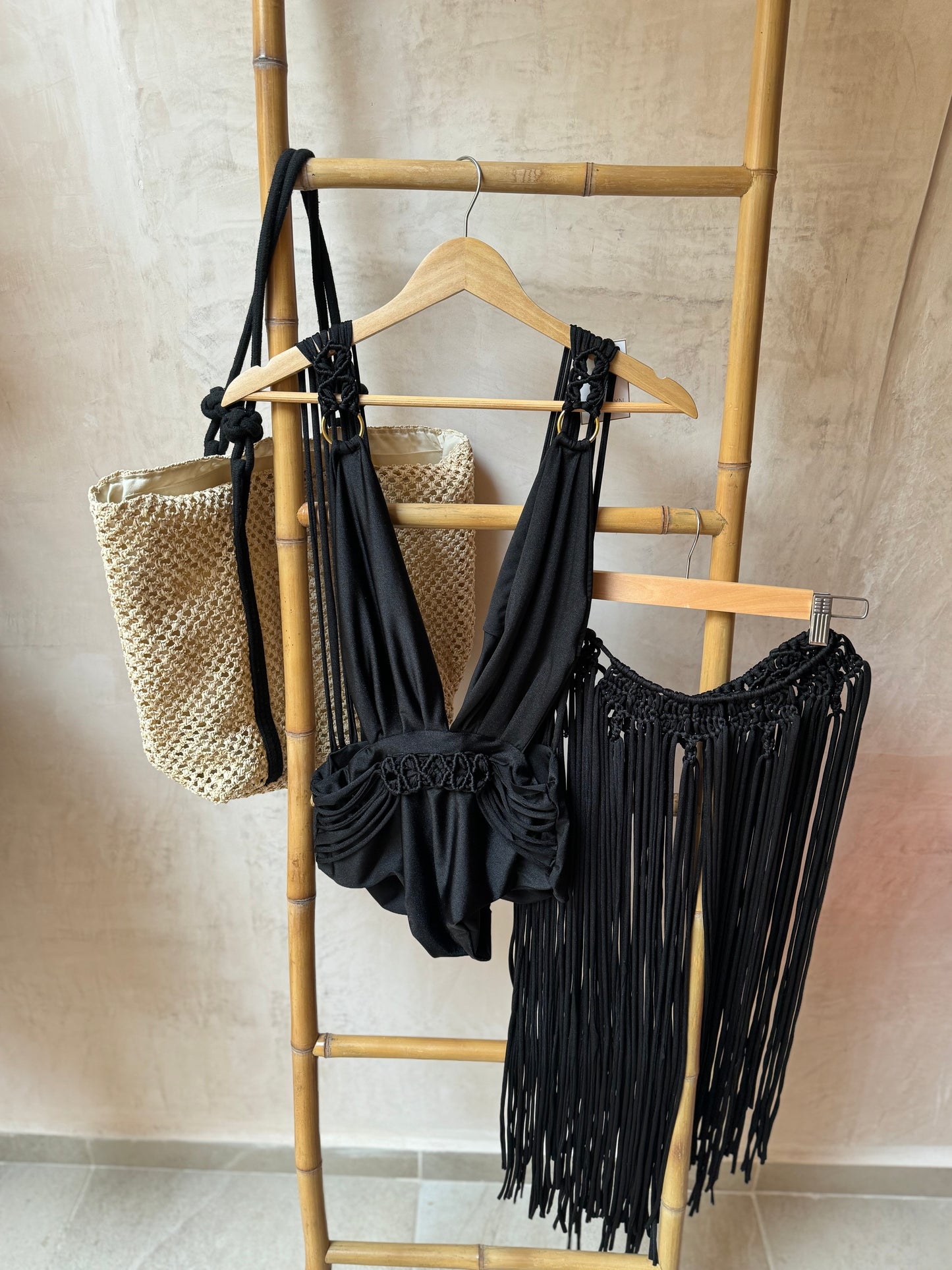 Traje Resortwear 01 Black - COL01